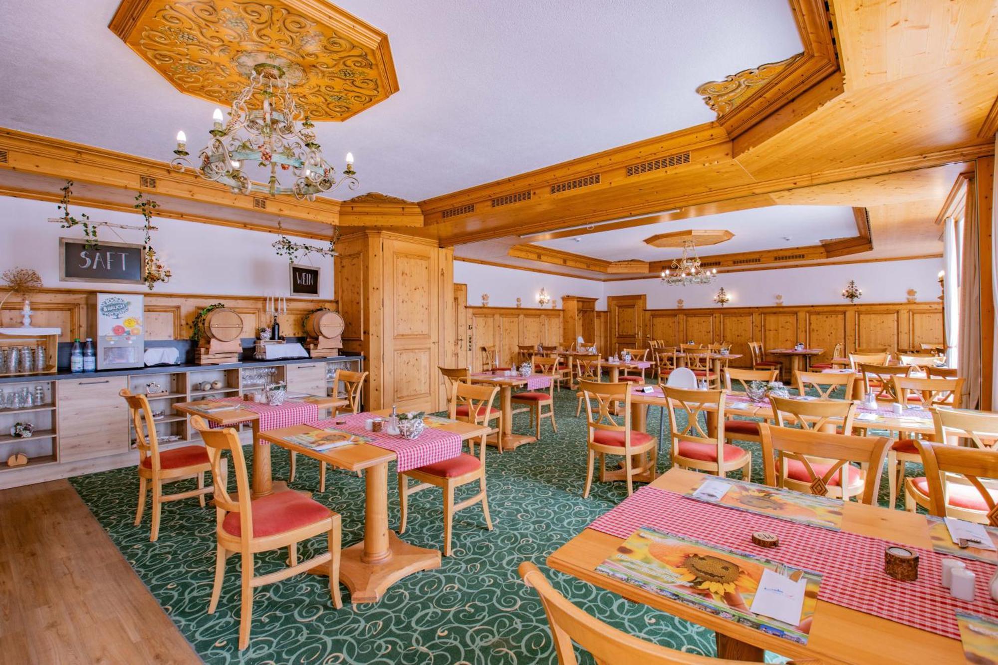 Ferien Hotel Flaeming Niemegk  Ngoại thất bức ảnh